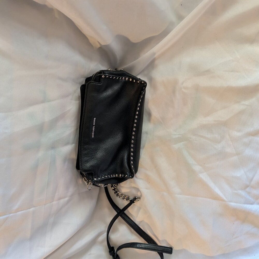 Authenticated Michael Kors Brooklyn Black Leather Saddle Bag Excellent Condition - Picture 5 of 9